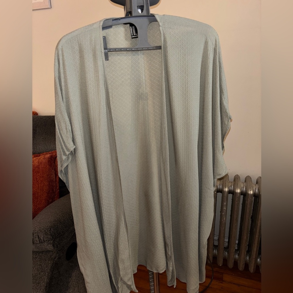 Forever 21 Light Green Kimono